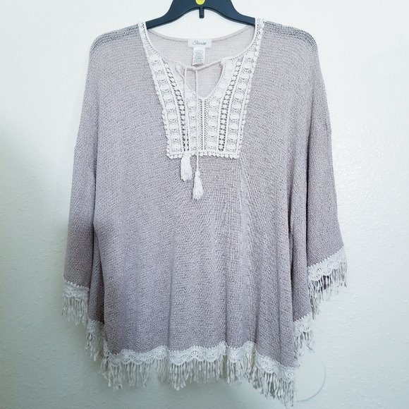 starlet Tops - Plus Size crochet detail top